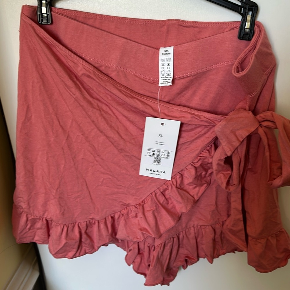 Halara new size xl shorts with wrap front